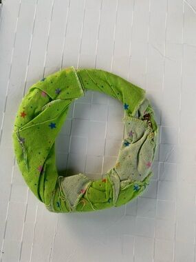 Green Star-Print Fabric Bracelet